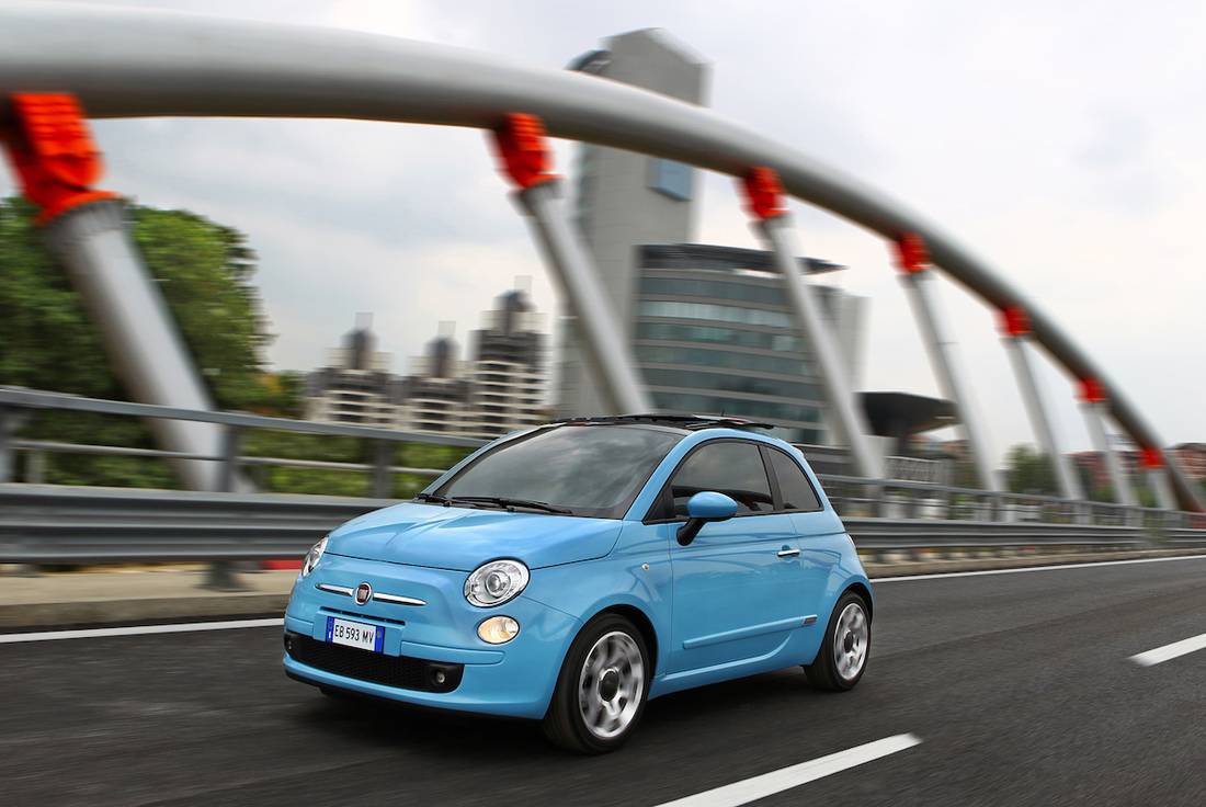 5WfLYGc02qvUwH2Ud6Gpx0-7c18fdff9fc93dd52af9434906cb157f-AS24-eerste-auto-fiat-500-1100